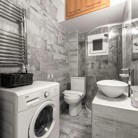 Cosmopolitan, Nilie Hospitality Mgmt Apartament *